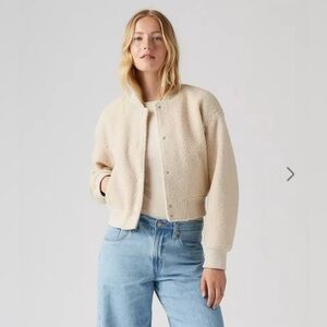 Levi’s cropped varsity bomber jacket white Boucle Sherpa
